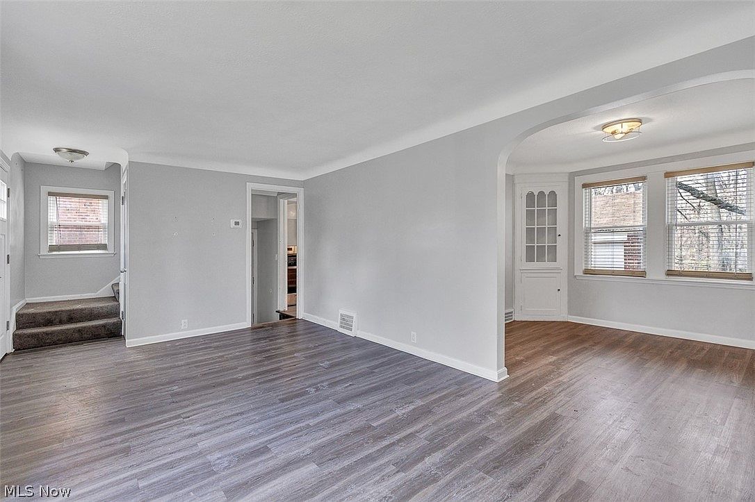 5194 Homewood Ave Maple Heights, OH 44137 - Thumbnail 5