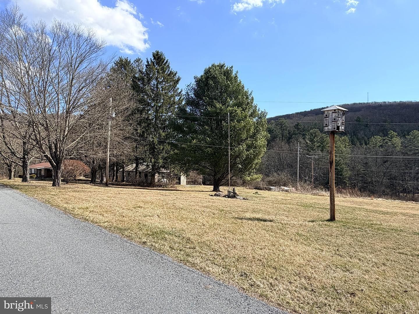 242 Gracey Rd Waterfall, PA 16689 - Thumbnail 5