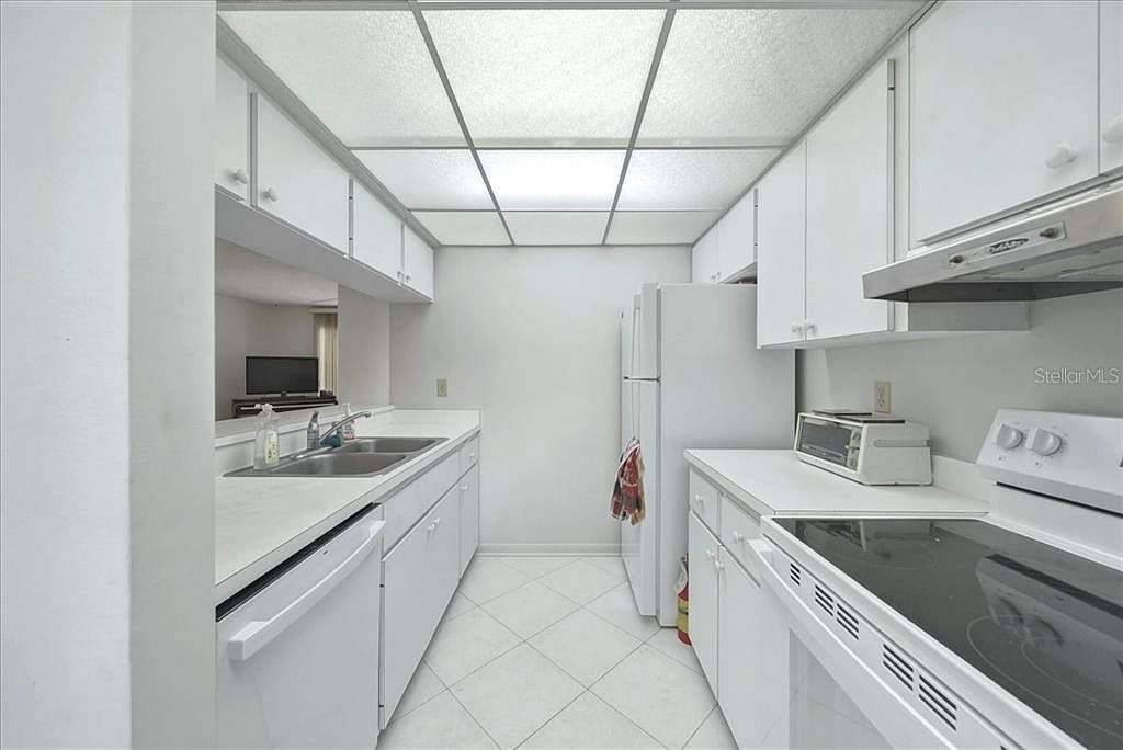 1711 Pelican Cove Rd #341 Sarasota, FL 34231 - Thumbnail 5