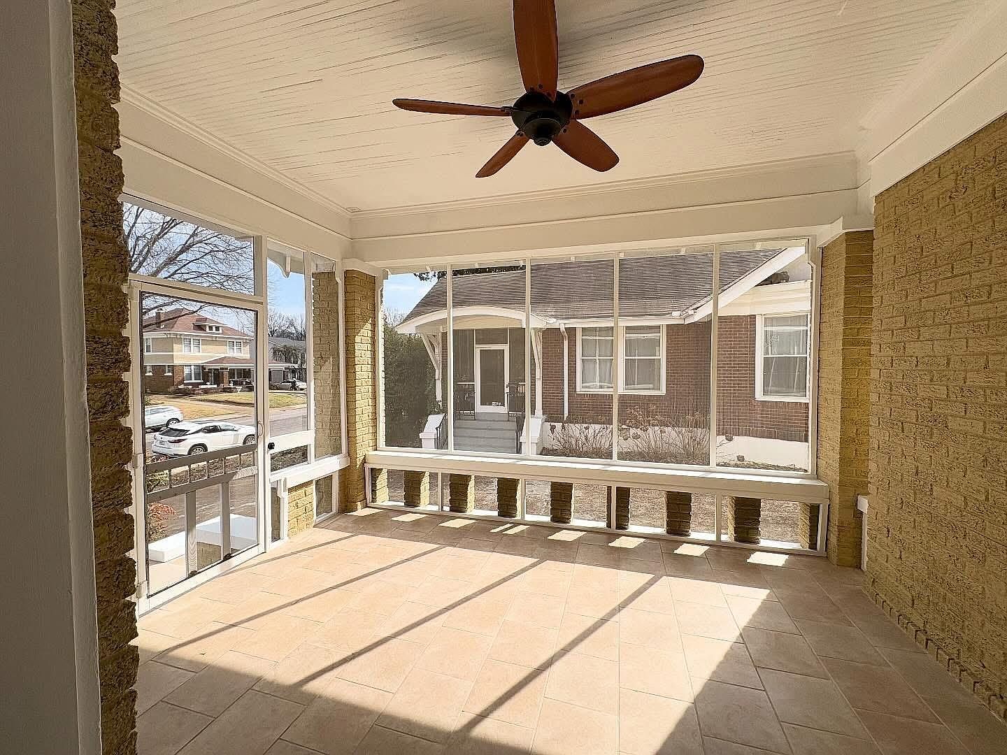 261 N Avalon St Memphis, TN 38112 - Thumbnail 5