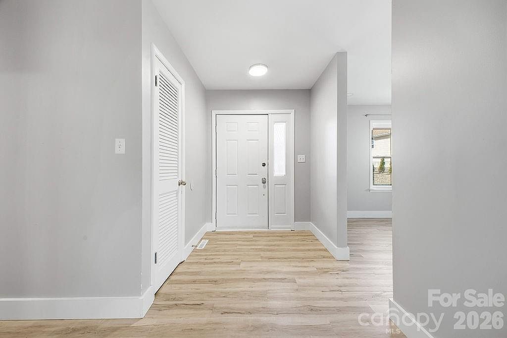 68 Palmer St Brevard, NC 28712 - Thumbnail 5