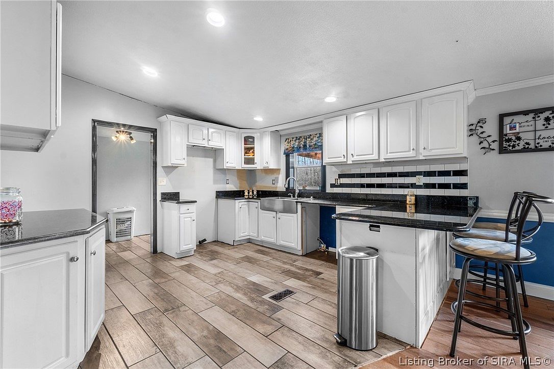 1619 McIntyre Rd New Washington, IN 47162 - Thumbnail 5