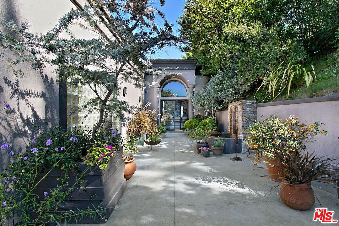 4039 Cody Rd Sherman Oaks, CA 91403 - Thumbnail 5