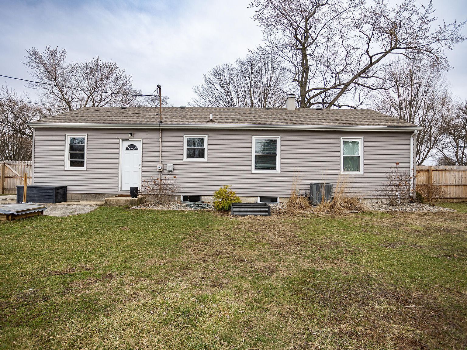 903 S Main St Crown Point, IN 46307 - Thumbnail 5