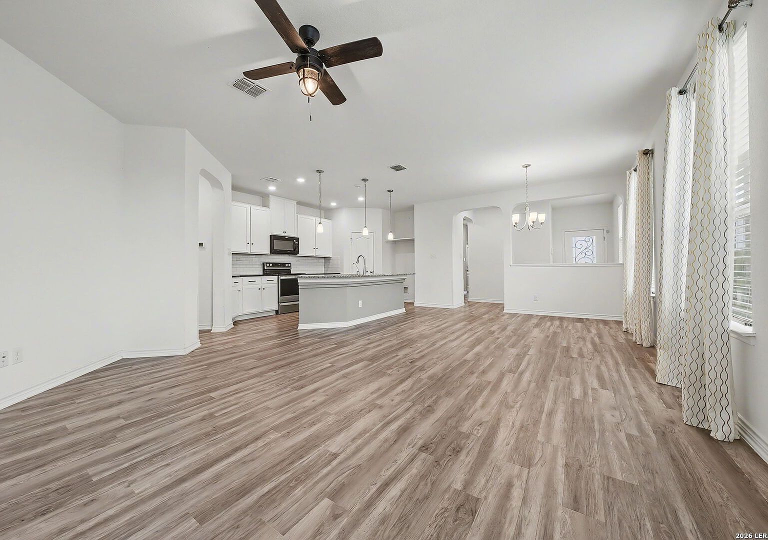 4568 Klein Mdws New Braunfels, TX 78130 - Thumbnail 5