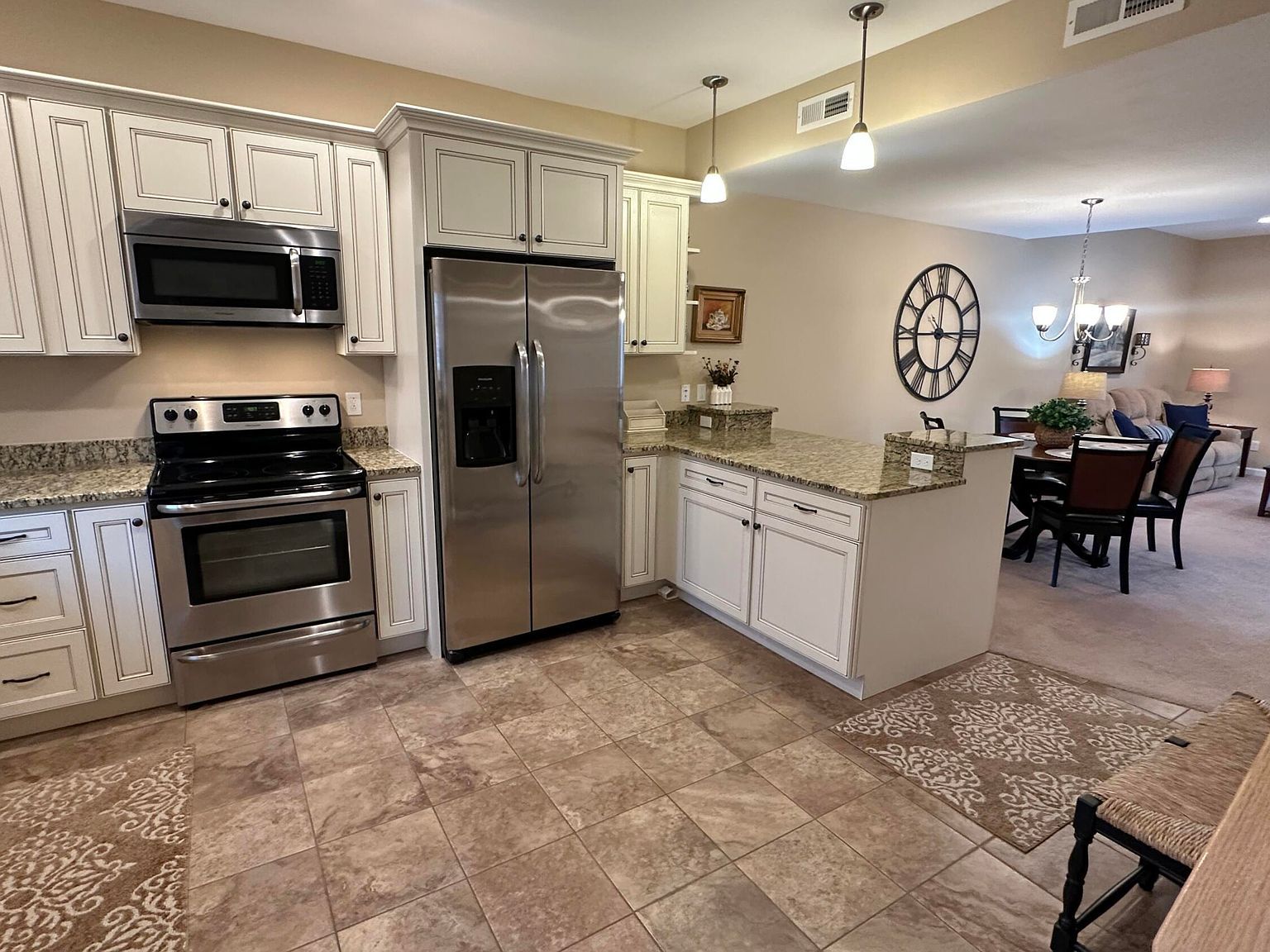 183 Blackbird Village Cir Lewisburg, WV 24901 - Thumbnail 5