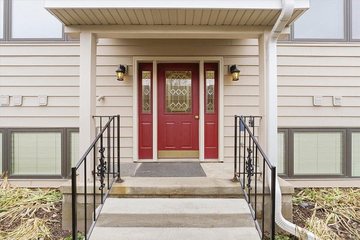 4624 Navajo St APT 14 Council Bluffs, IA 51501 - Thumbnail 5