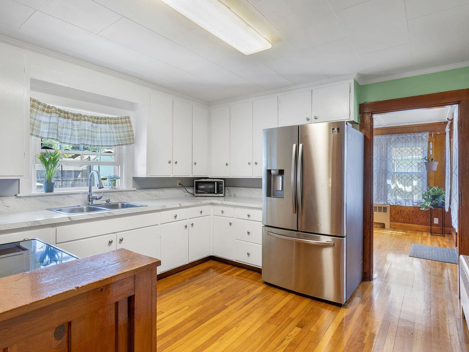 352 High St Somersworth, NH 03878 - Thumbnail 5