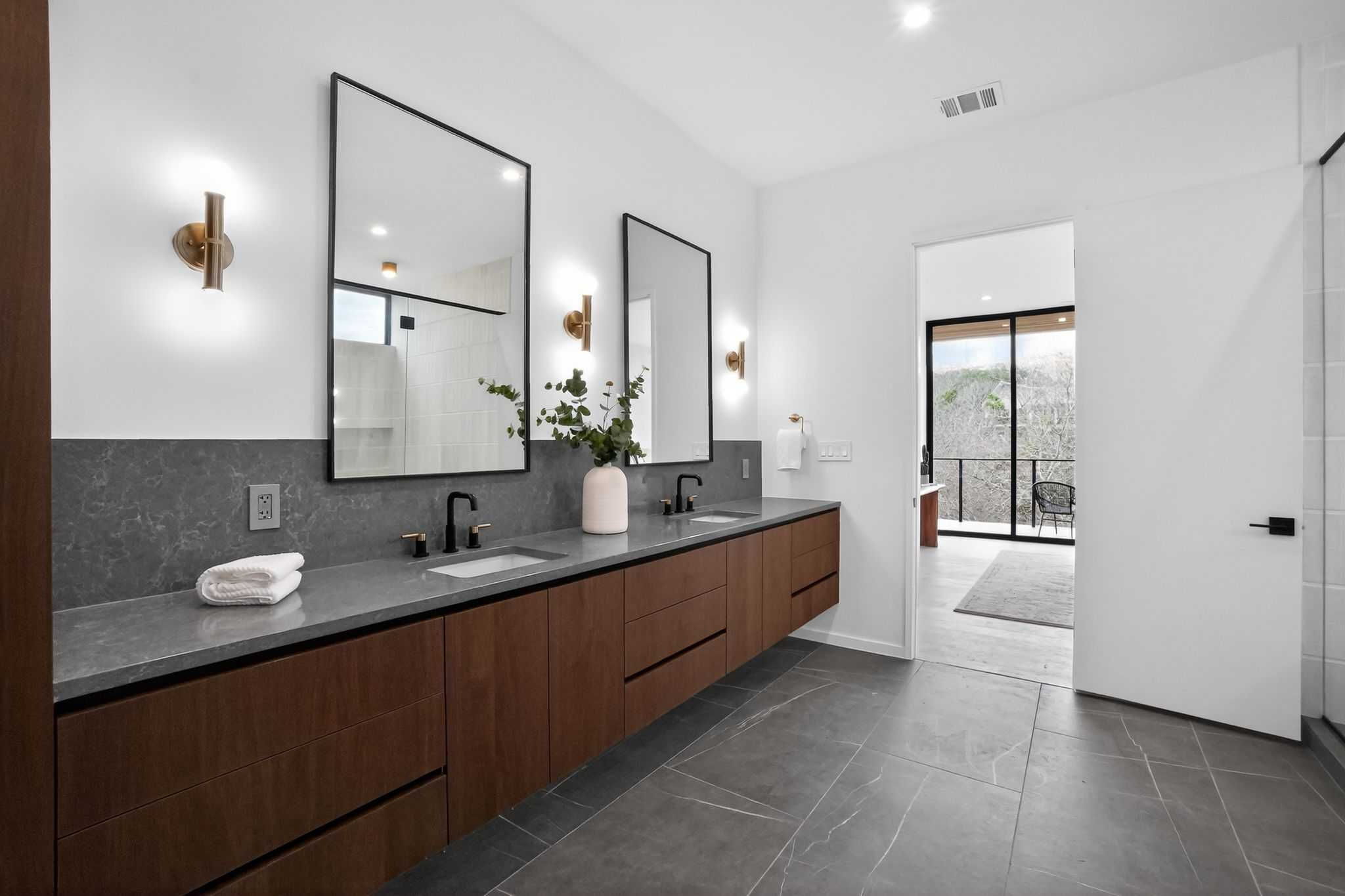 2319 Cypress Point East, Austin, TX, USA, 78746 - Thumbnail 5