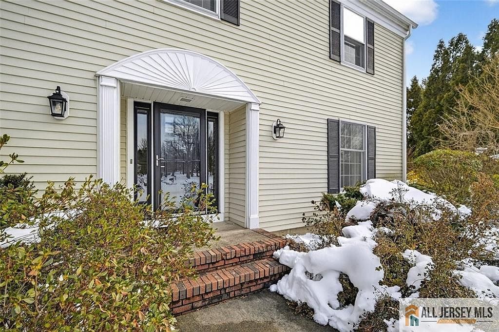 4 Hardley Dr Cranbury, NJ 08512 - Thumbnail 5