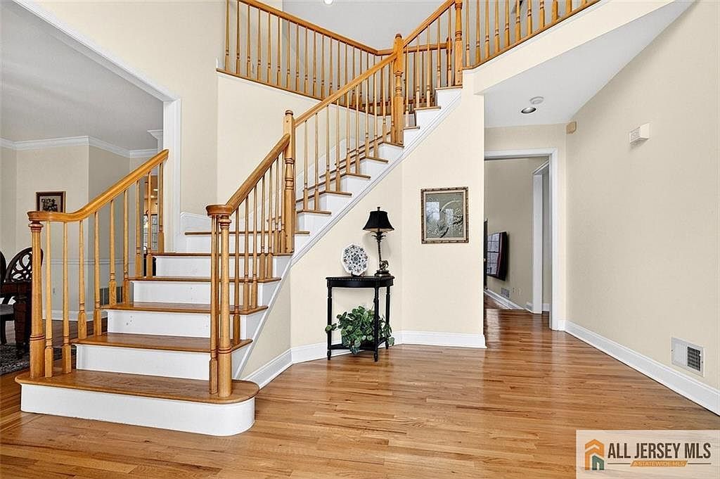 23 Silvers Ln Cranbury, NJ 08512 - Thumbnail 5