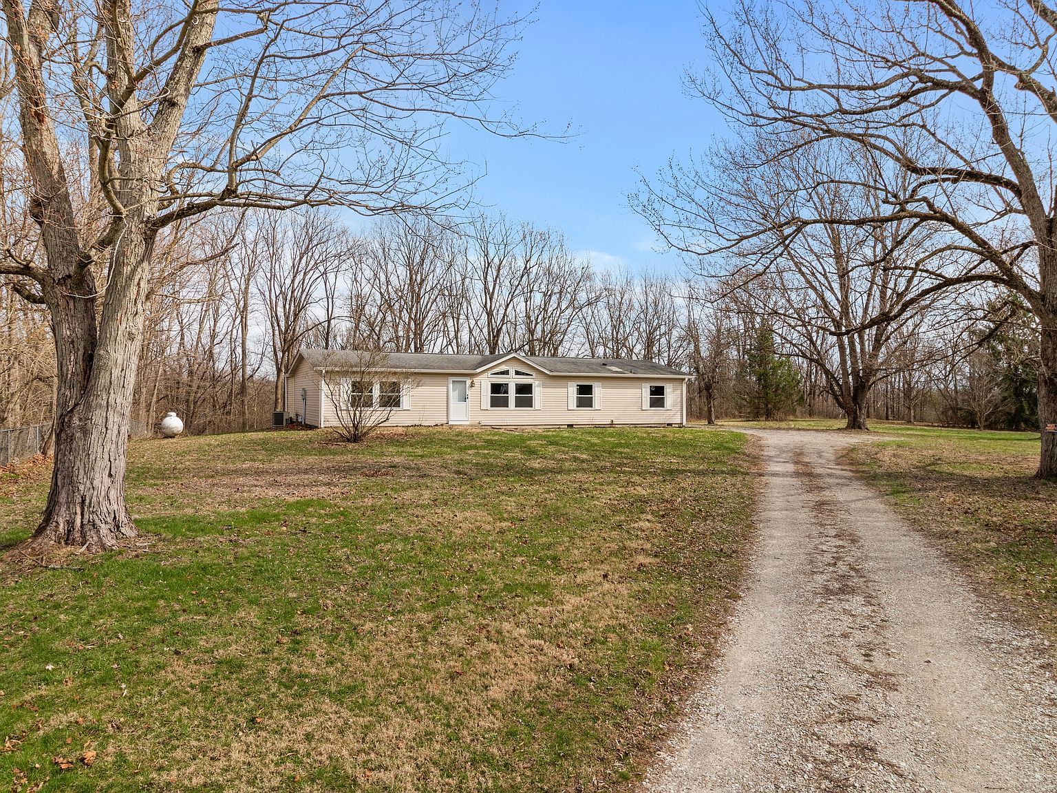 5835 Broyles Rd Avon, IN 46123 - Thumbnail 5