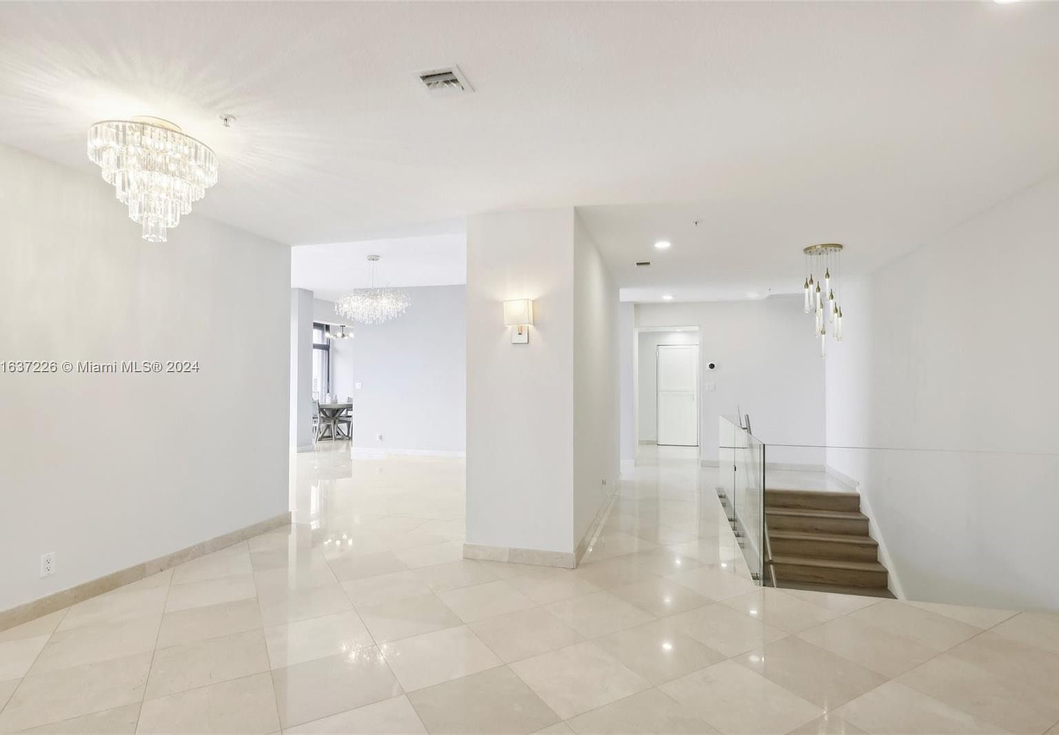 20355 NE 34th Ct APT 2725 Aventura, FL 33180 - Thumbnail 5