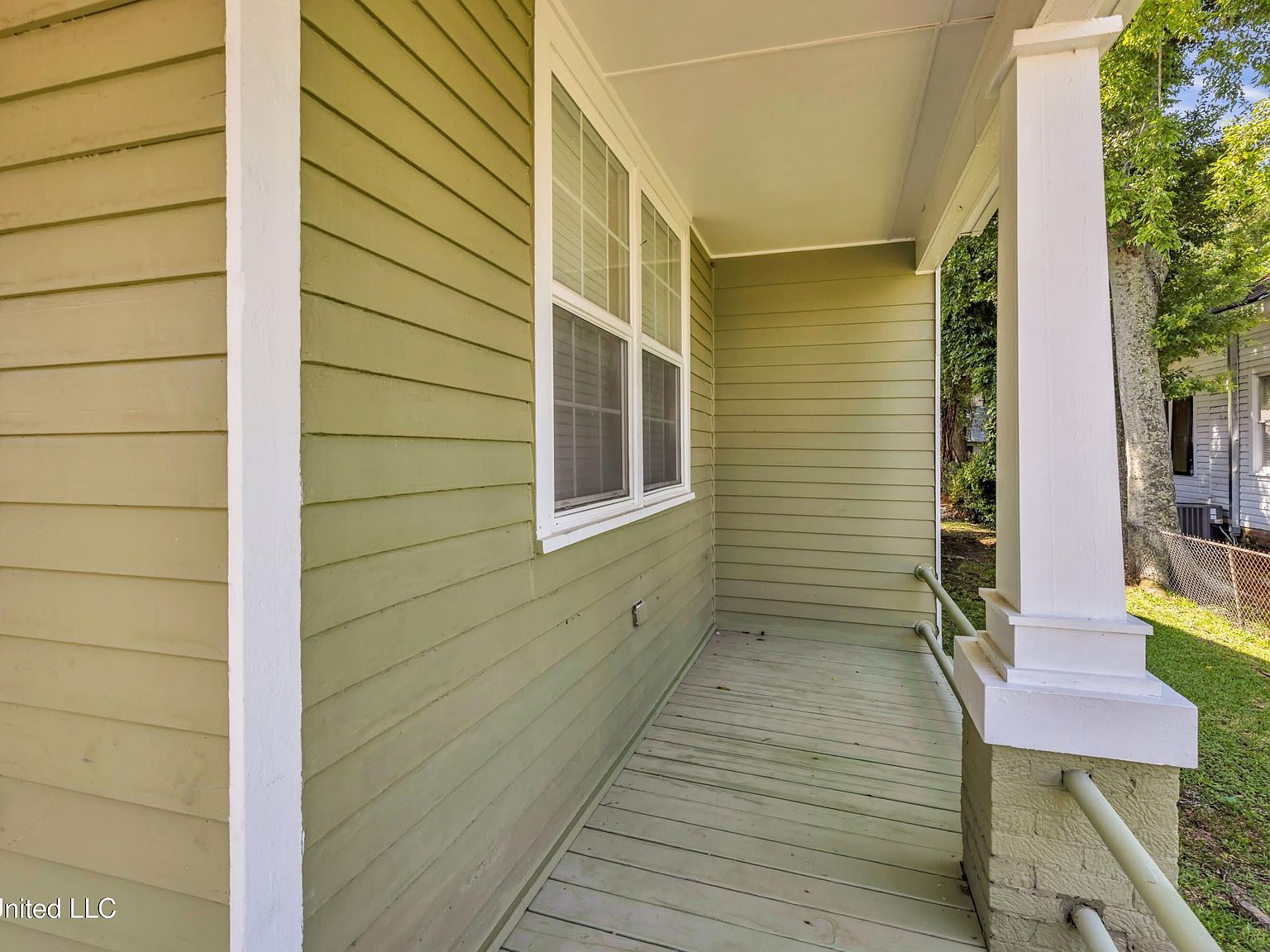 547 Howard Ave Biloxi, MS 39530 - Thumbnail 5