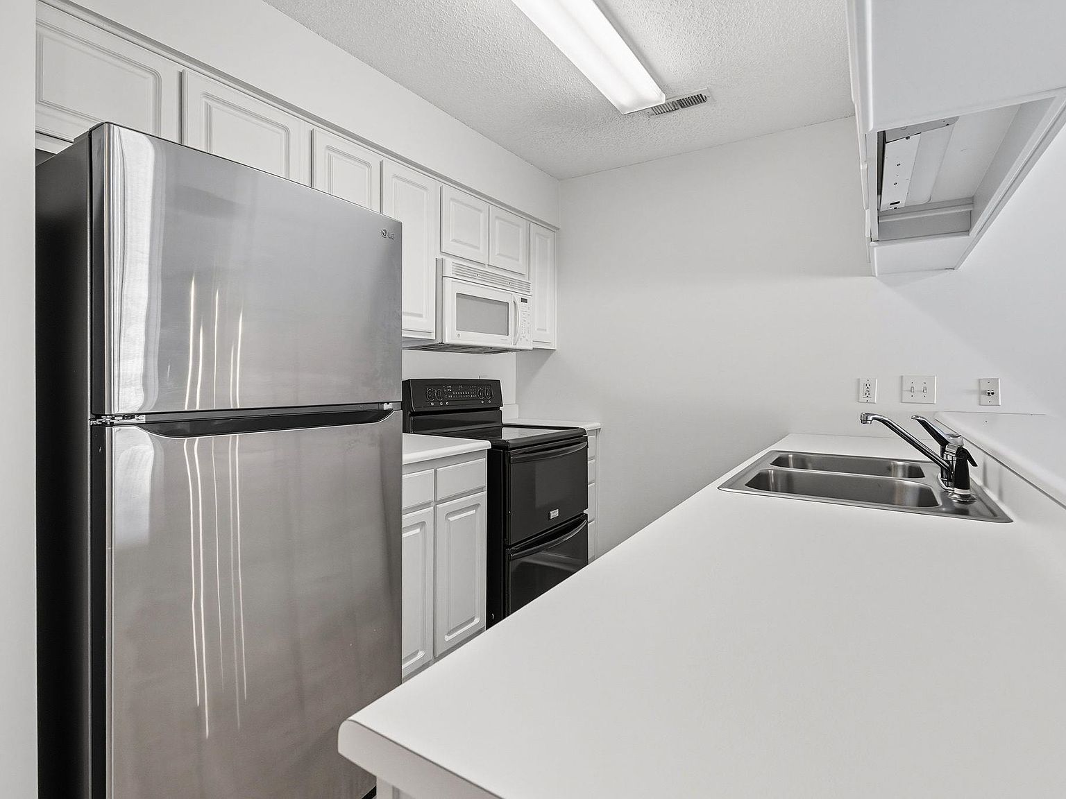 659 Woodmoor Cir #302 Murrells Inlet, SC 29576 - Thumbnail 5