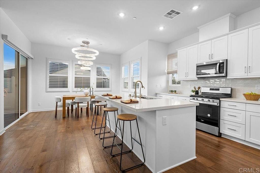 1709 Avenida Tealing Chula Vista, CA 91913 - Thumbnail 5