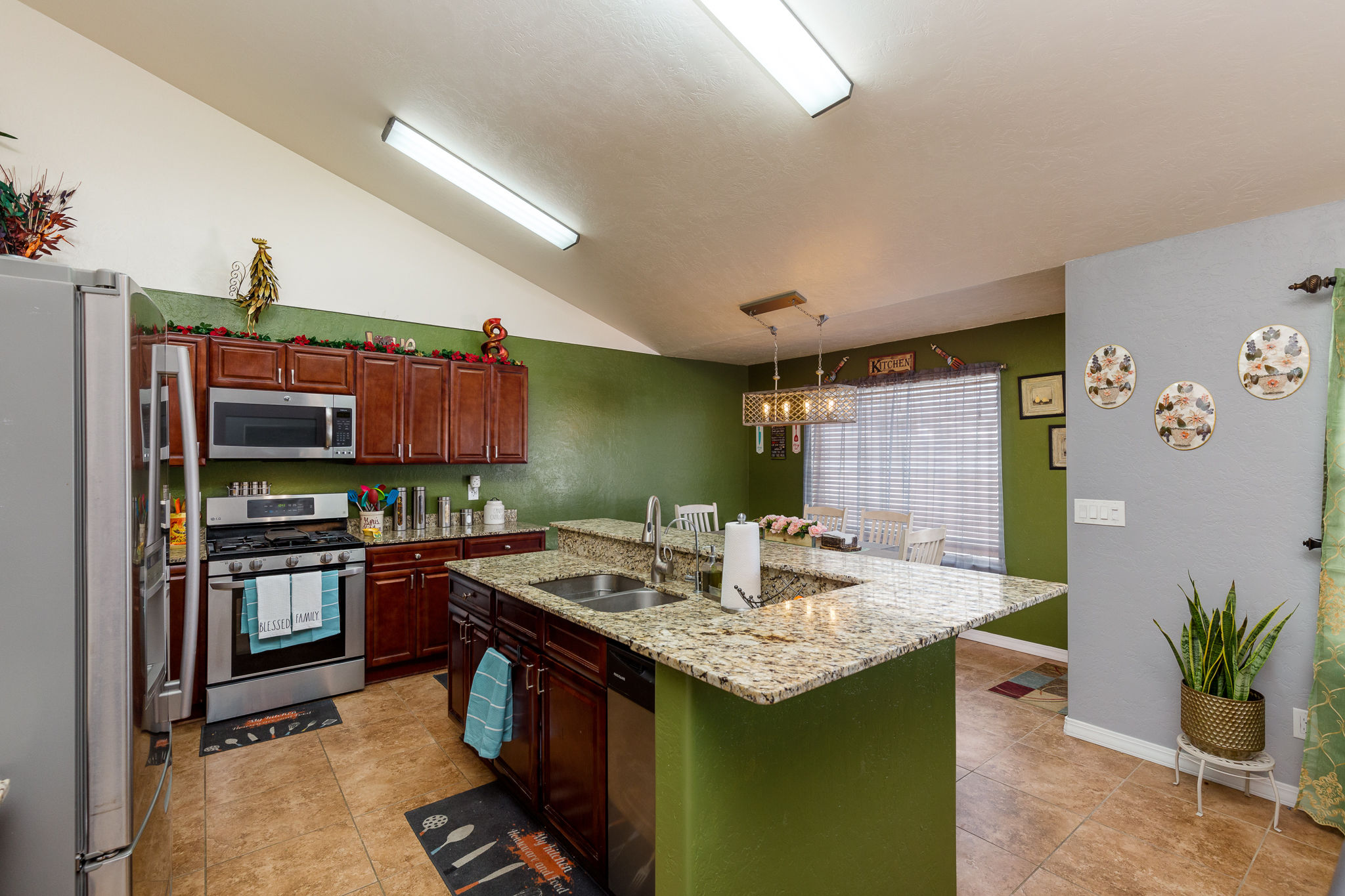 611 Chris Ave, Elko, Elko County, NV 89801, USA - Thumbnail 5