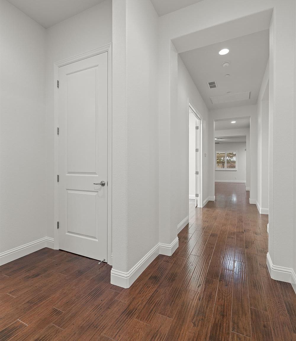 2120 Arlington Dr Roseville, CA 95747 - Thumbnail 5