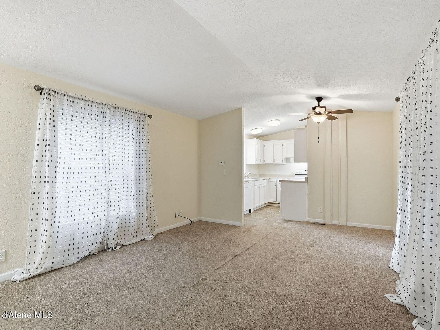 2489 W Plymouth Cir Coeur D Alene, ID 83815 - Thumbnail 5
