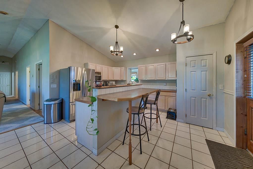 2132 26th St Cody, WY 82414 - Thumbnail 5