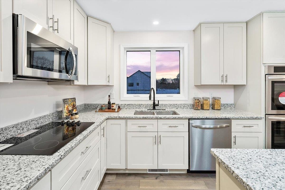 603 Clough Hill Rd Loudon, NH 03307 - Thumbnail 5