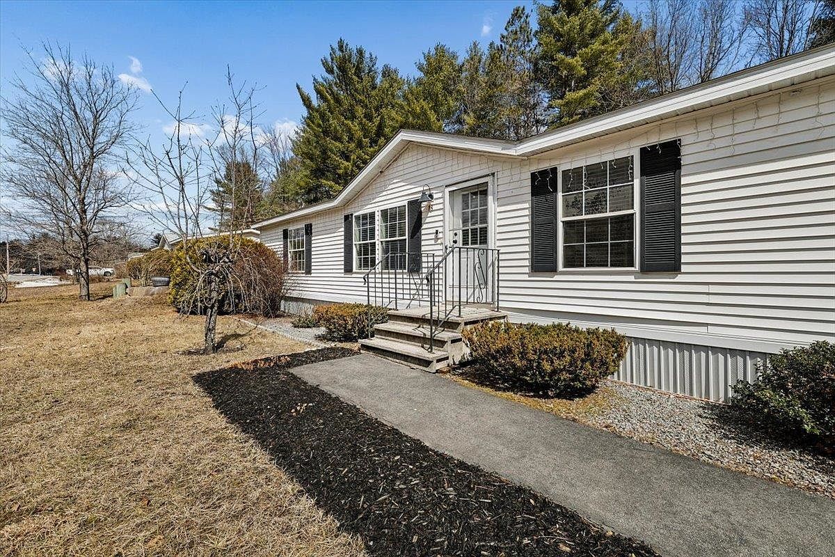 18 Stacey Dr Hopkinton, NH 03229 - Thumbnail 5