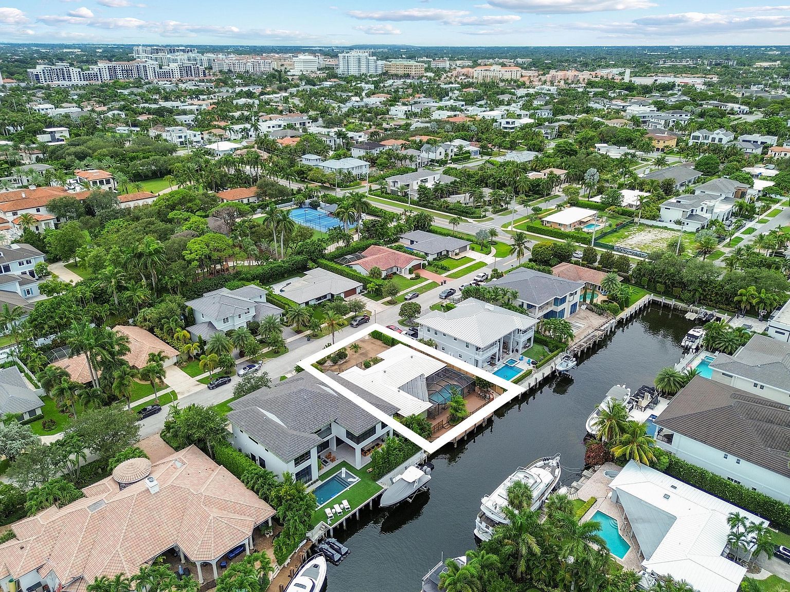 531 Silver Ln Boca Raton, FL 33432 - Thumbnail 5