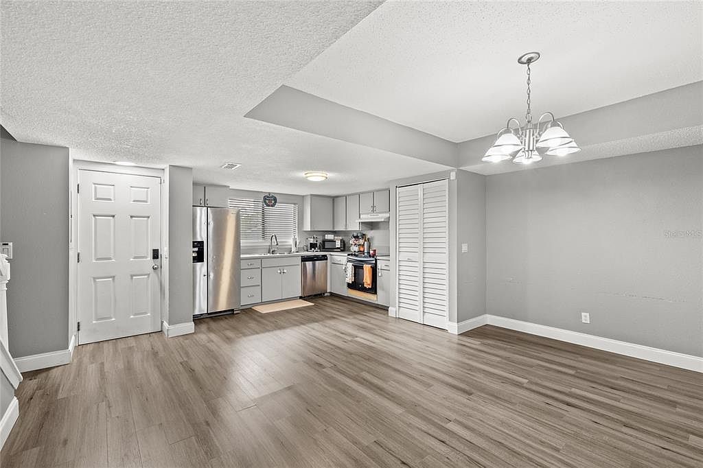 707 Saint Matthew Cir Altamonte Springs, FL 32714 - Thumbnail 5