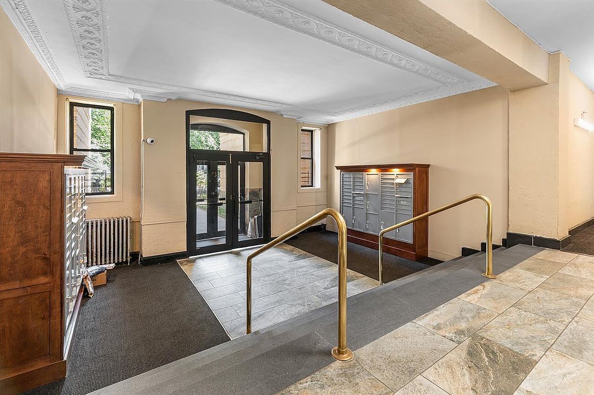 83-52 Talbot St APT 6H Kew Gardens, NY 11415 - Thumbnail 5