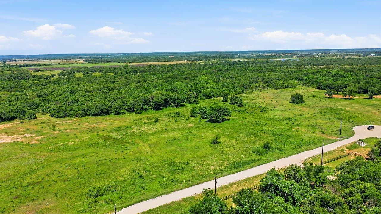 633 N Stallion Meadows Dr Lot 8 Perrin, TX 76486 - Thumbnail 5