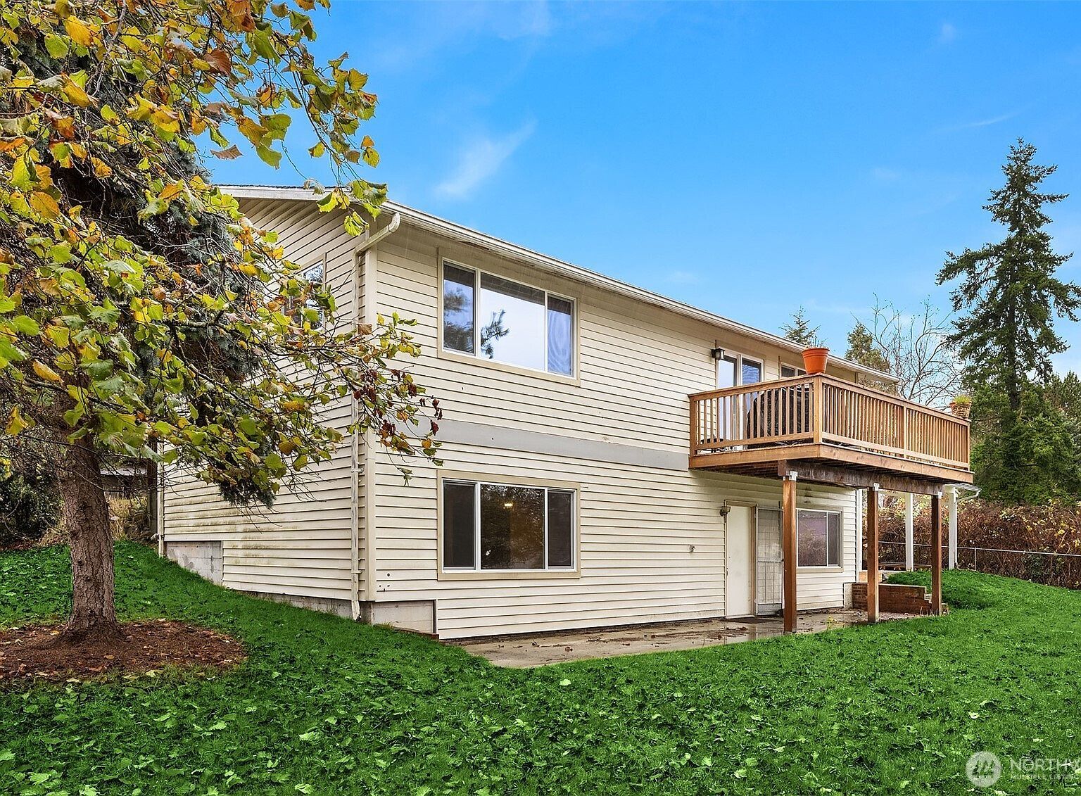 609 NW Broadway St Coupeville, WA 98239 - Thumbnail 5