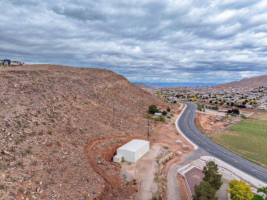 555 S Nichols Peak Rd #E Washington, UT 84780 - Thumbnail 5