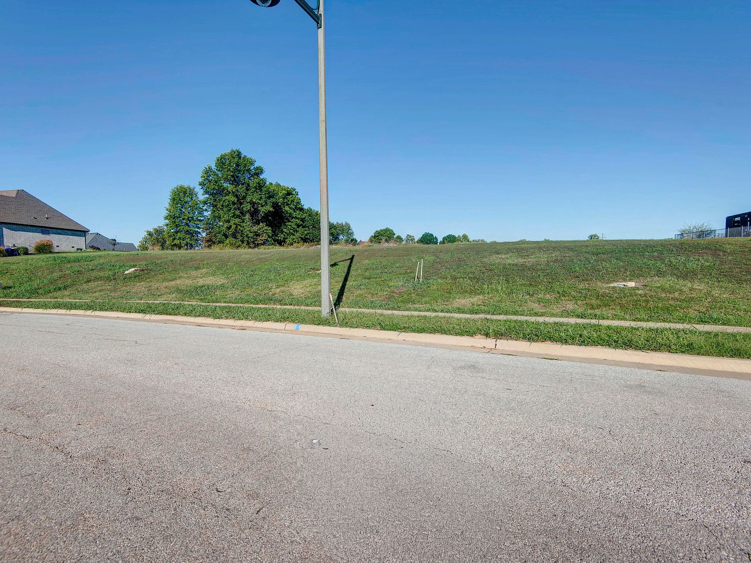 3232 W Bluffview St Springfield, MO 65810 - Thumbnail 5