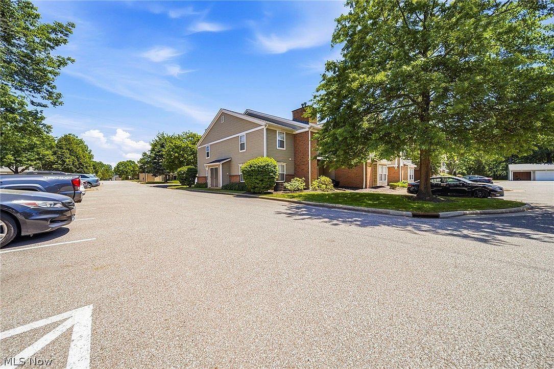 3371 Lenox Village Dr Unit 155 Fairlawn, OH 44333 - Thumbnail 5