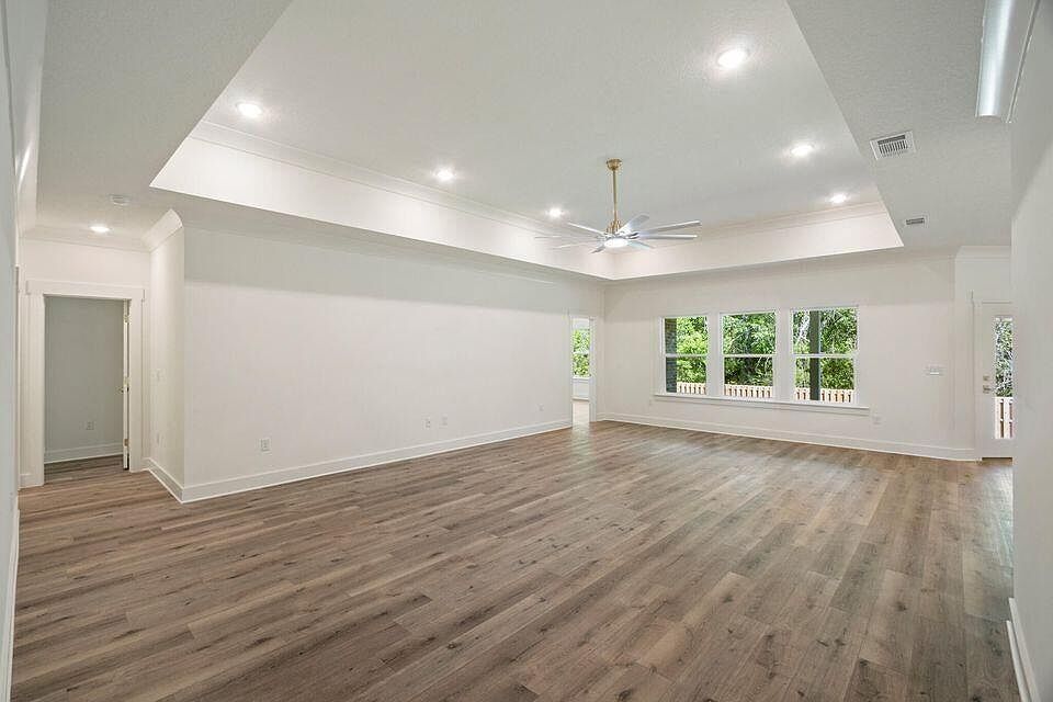 1496 Pine St Niceville, FL 32578 - Thumbnail 5