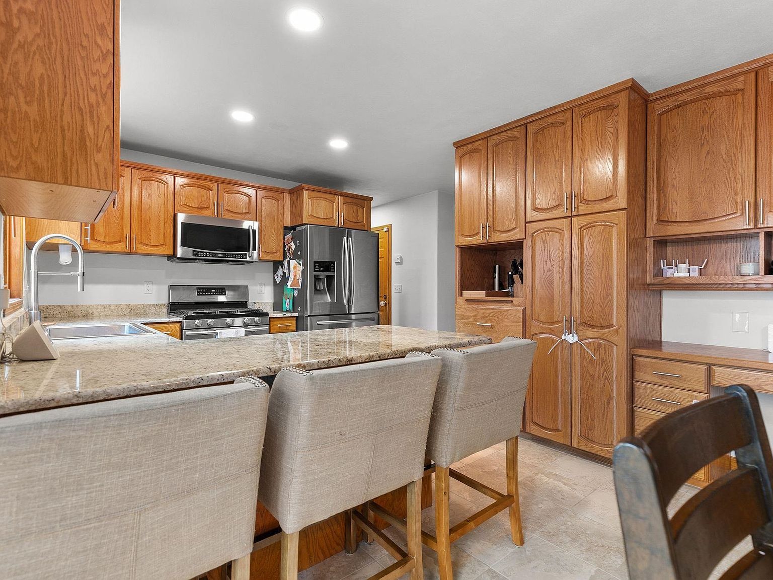 2191 Bramblewood Ct Neenah, WI 54956 - Thumbnail 5