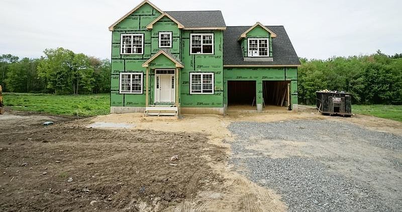 78 Island Pond Rd Derry, NH 03038 - Thumbnail 5