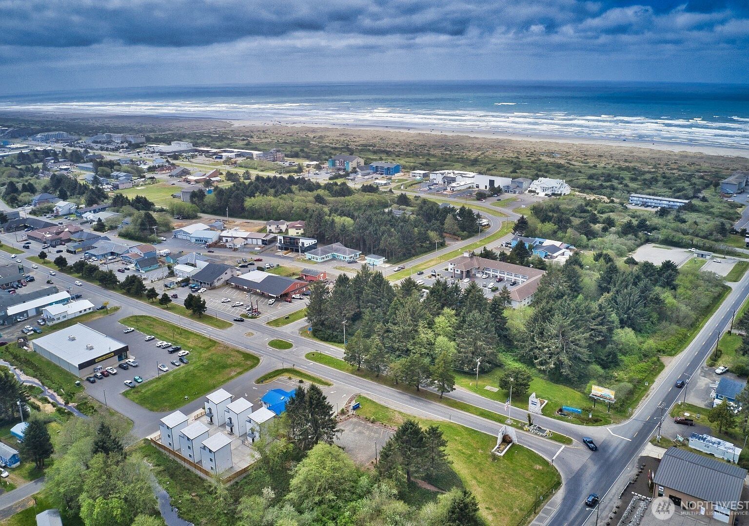 899 Ocean Shores Blvd NW Ocean Shores, WA 98569 - Thumbnail 5