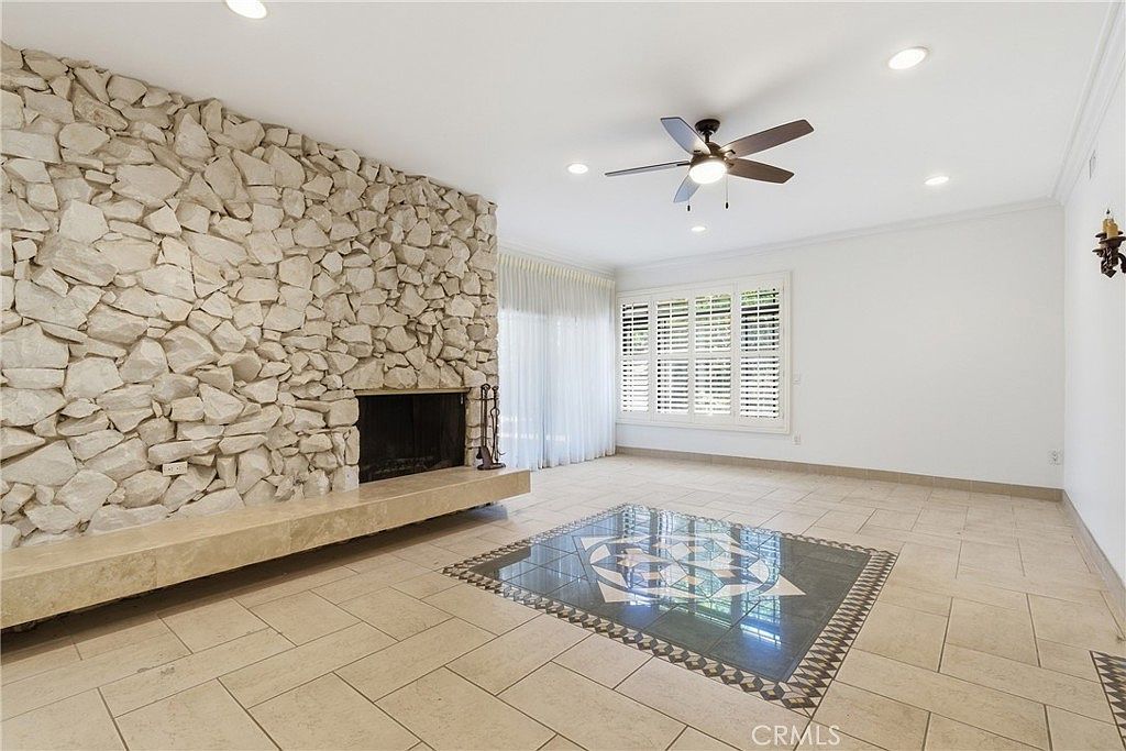 4908 Calvin Ave Tarzana, CA 91356 - Thumbnail 5
