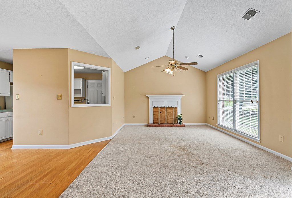 102 Cheekwood Ct Greenwood, SC 29649 - Thumbnail 5