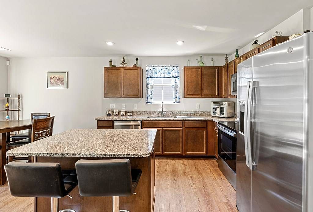 215 Highland Station Dr Clinton, SC 29325 - Thumbnail 5