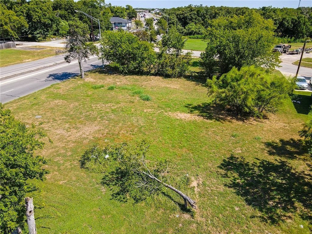 905 N Texas Ave Bryan, TX 77803 - Thumbnail 5