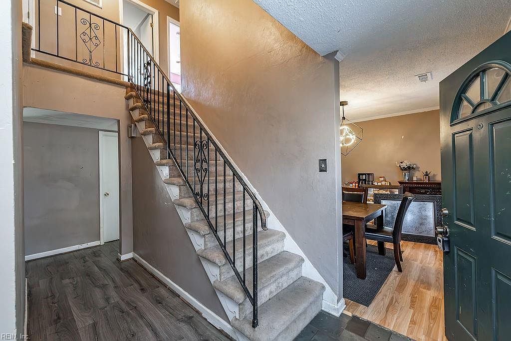 56 Banister Dr Hampton, VA 23666 - Thumbnail 5