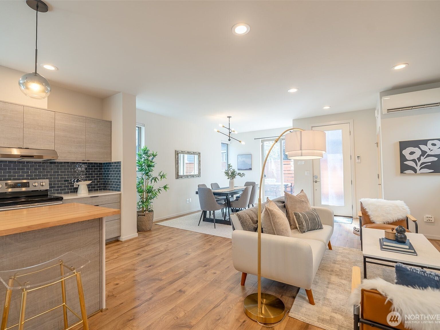 424 26th Ave S Seattle, WA 98144 - Thumbnail 5