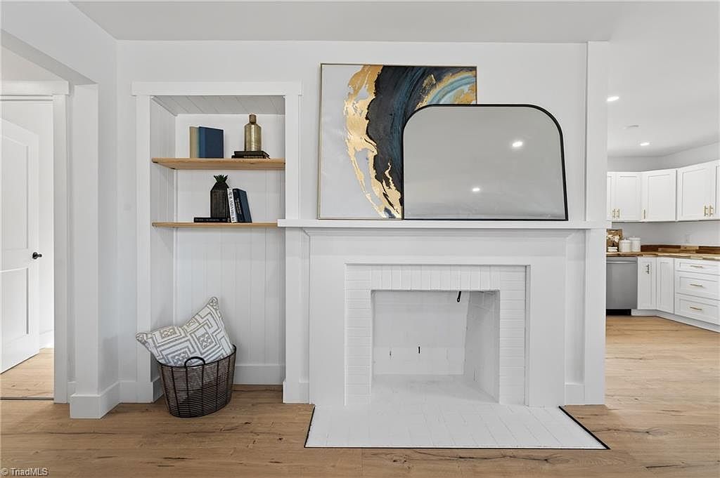 1604 E Lexington Ave High Point, NC 27262 - Thumbnail 5