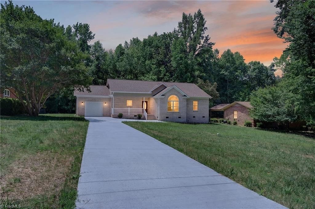 4218 Farlow Dr Greensboro, NC 27406 - Thumbnail 5