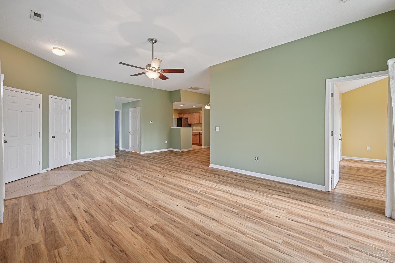 3272 Thoroughbred Dr Loveland, OH 45140 - Thumbnail 5