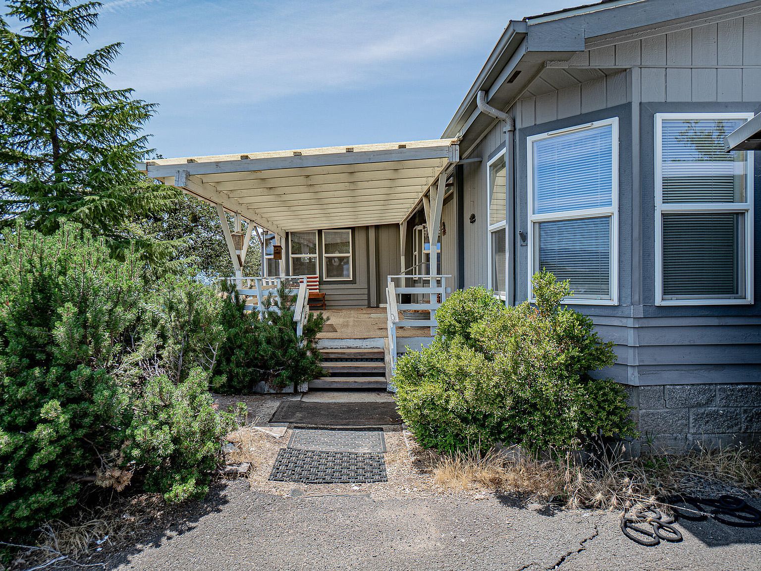 1374 Linn Rd Eagle Point, OR 97524 - Thumbnail 5