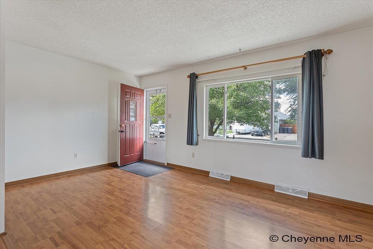4511 Glendo Ave Cheyenne, WY 82001 - Thumbnail 5