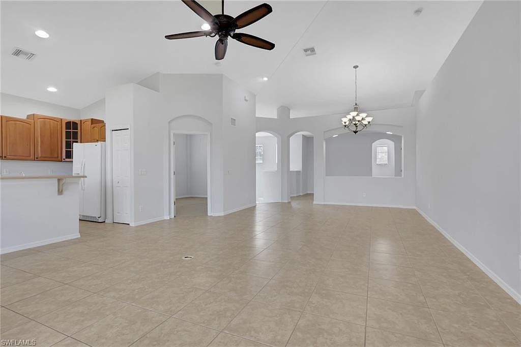 9180 Spanish Moss Way UNIT 922 Bonita Springs, FL 34135 - Thumbnail 5